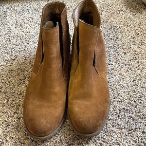 Jessica Simpson Tan Chukka Boots Suede Ankle Height